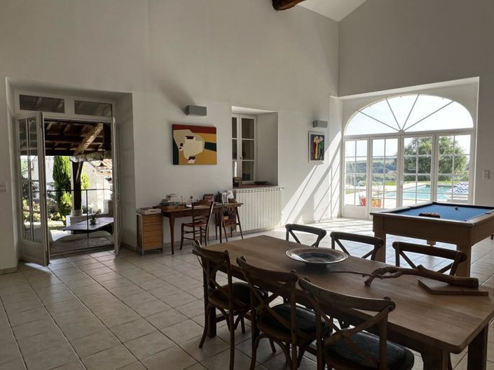 Image No.13-8 Bed House for sale