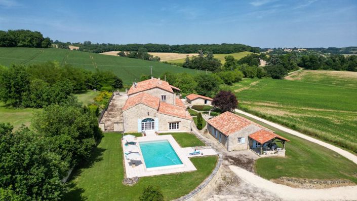 Image No.3-8 Bed House for sale