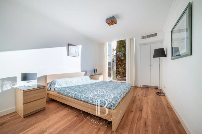 Image No.13-4 Bed Apartment for sale