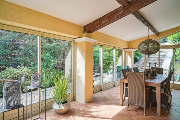 Image No.24-5 Bed House for sale