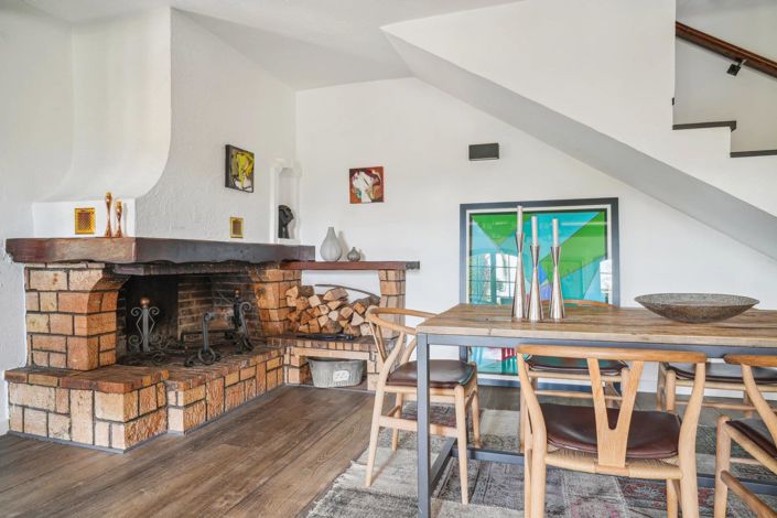 Image No.6-5 Bed House for sale