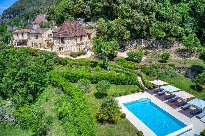 Image No.1-5 Bed House for sale