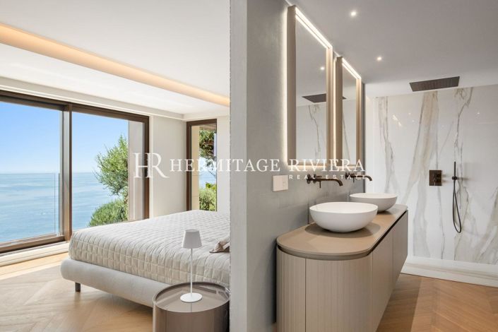 Image No.9-5 Bed House for sale