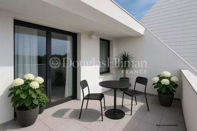 3 Bed Apartment for sale