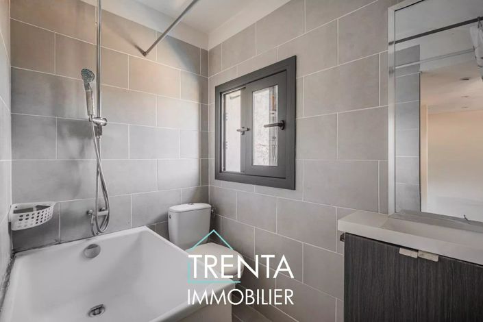 Image No.20-Maison de 4 chambres à vendre à Saint-Quentin-sur-Isère