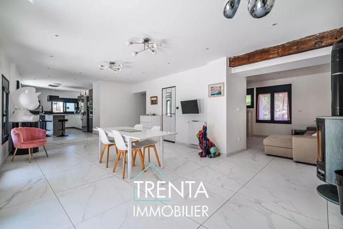 Image No.5-4 Bed House for sale