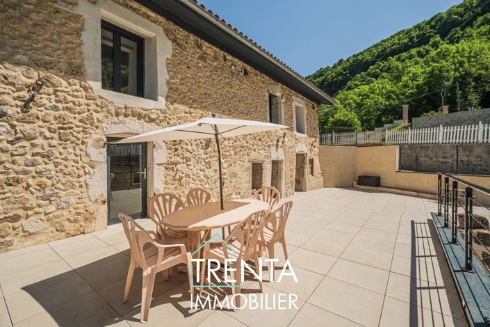 Image No.6-4 Bed House for sale