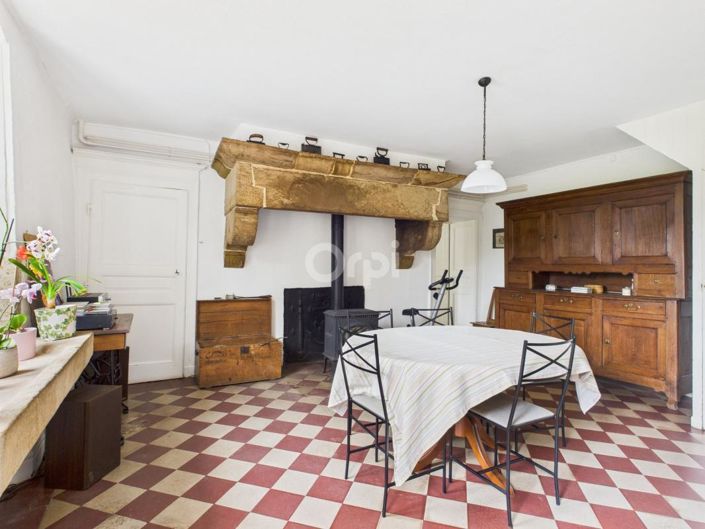 Image No.8-Maison de 4 chambres à vendre à Franche-Comté