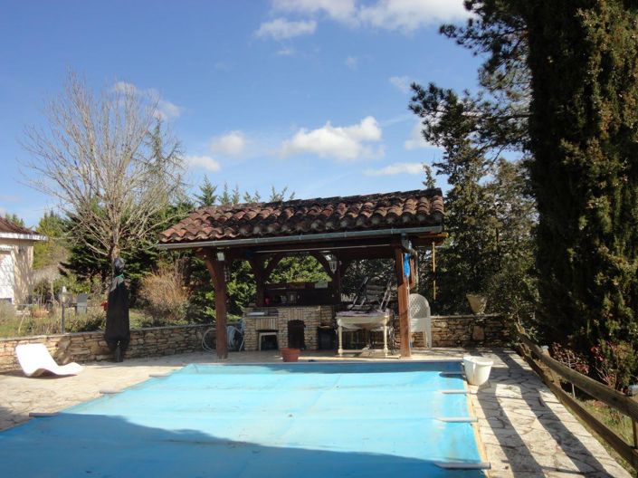 Image No.1-6 Bed House for sale