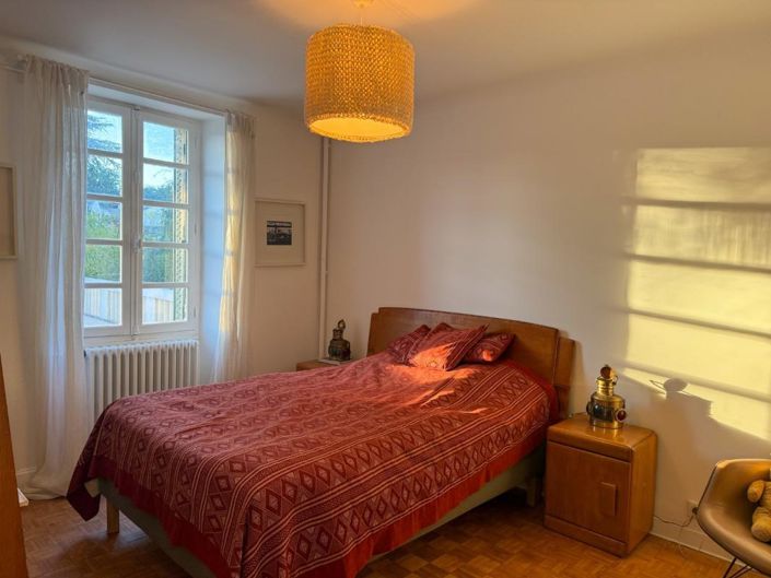 Image No.10-4 Bed House for sale