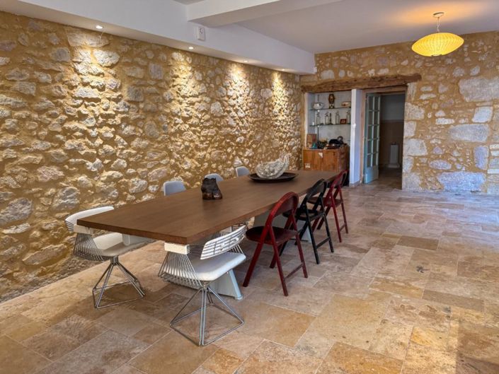 Image No.18-4 Bed House for sale