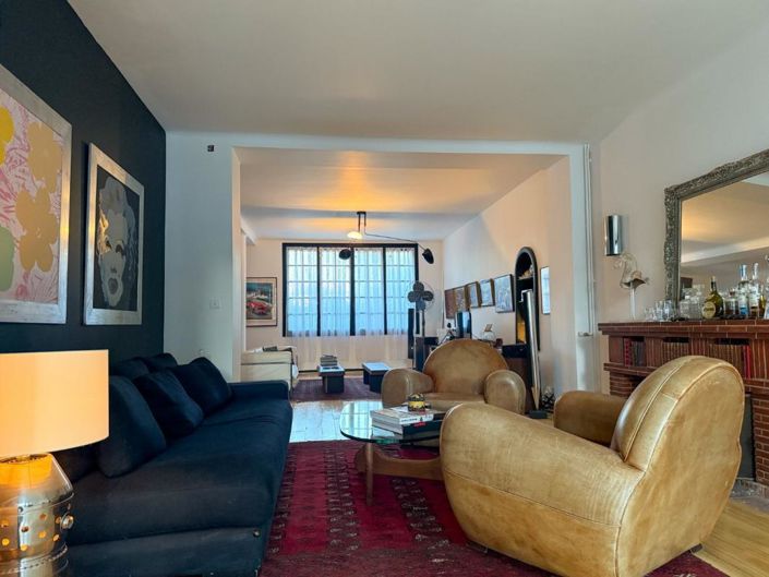 Image No.2-4 Bed House for sale