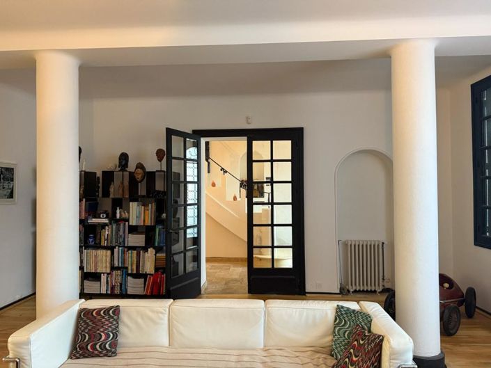 Image No.3-4 Bed House for sale