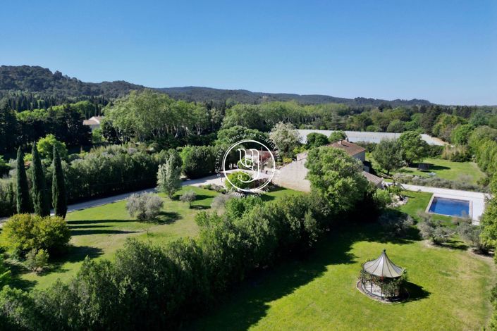 Image No.3-10 Bed House for sale