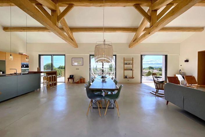 Image No.11-7 Bed House for sale