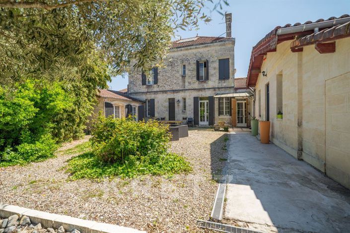 Image No.15-13 Bed House for sale