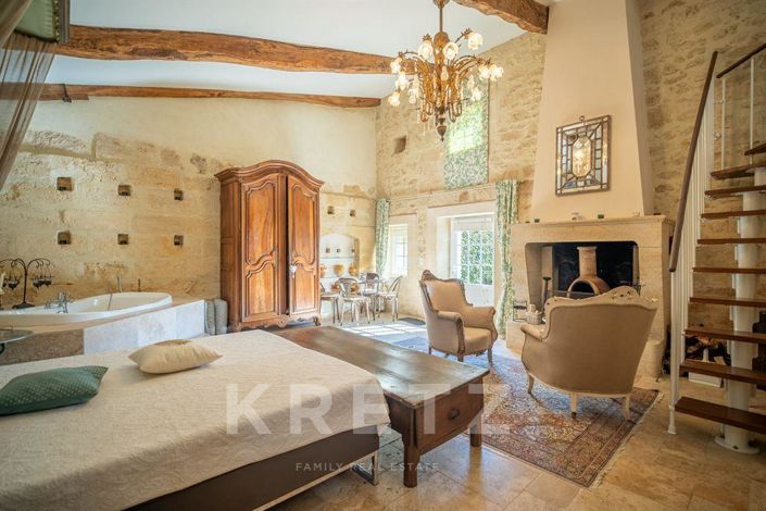 Image No.9-10 Bed Property for sale