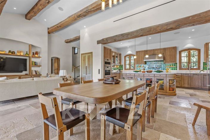 Image No.3-4 Bed Property for sale