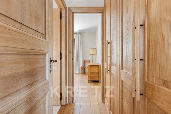 Image No.7-4 Bed Property for sale