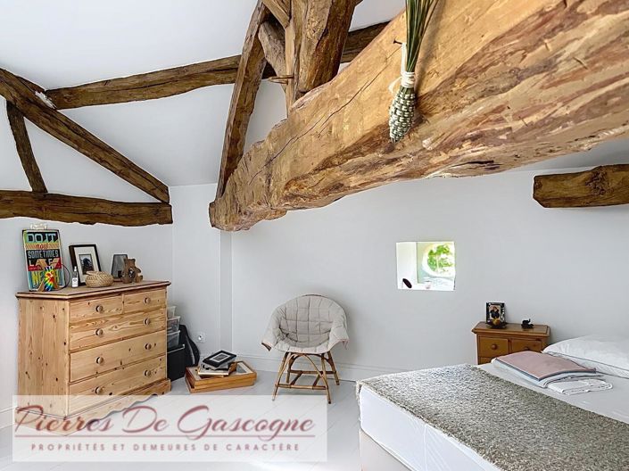 Image No.15-8 Bed House for sale