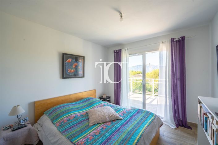 Image No.19-4 Bed House for sale