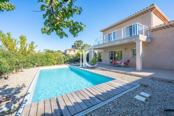 Image No.3-4 Bed House for sale