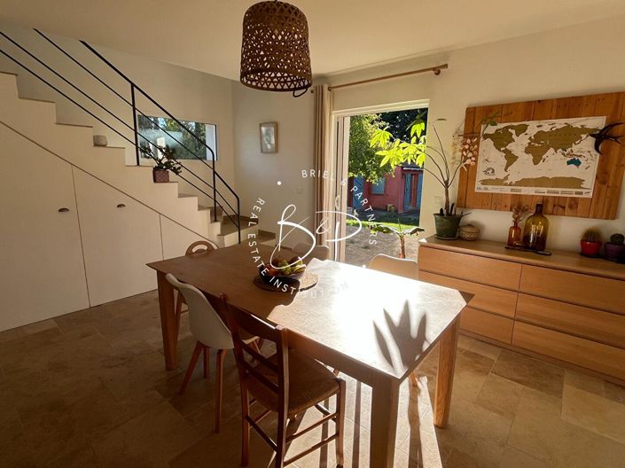 Image No.7-3 Bed House for sale