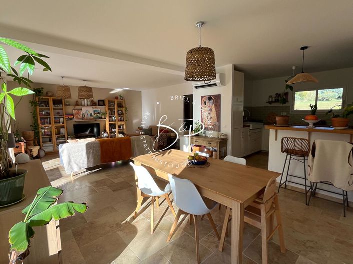 Image No.9-3 Bed House for sale