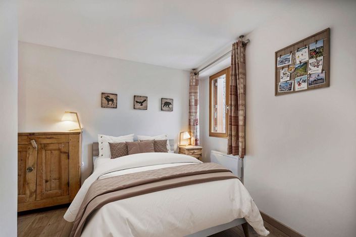 Image No.8-2 Bed House for sale