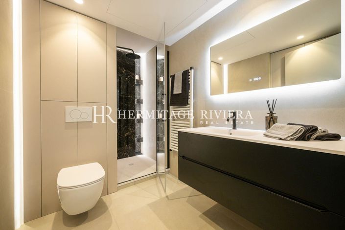 Image No.24-2 Bed Apartment for sale