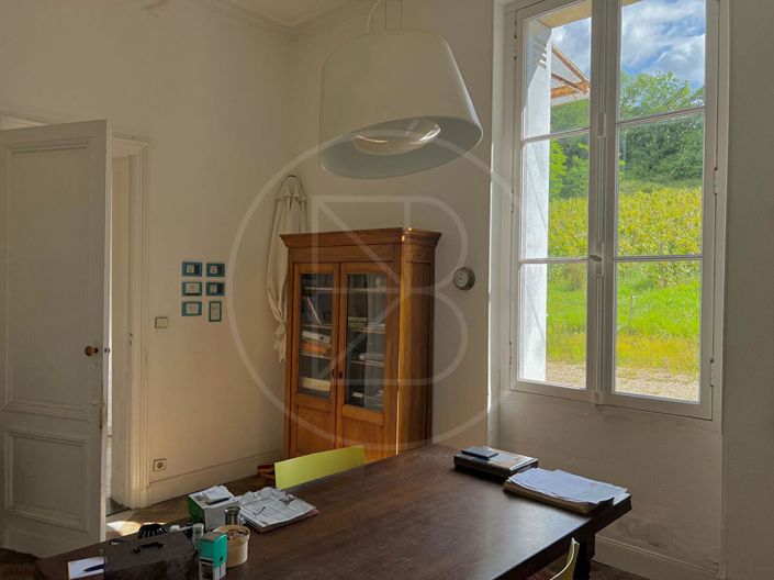 Image No.9-4 Bed House for sale