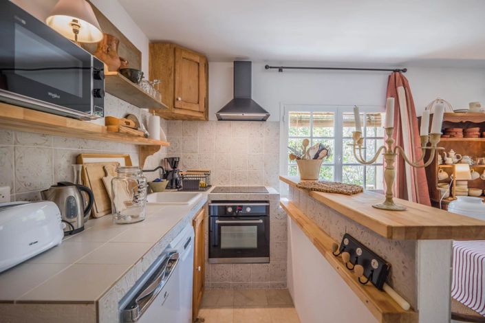 Image No.5-5 Bed House for sale