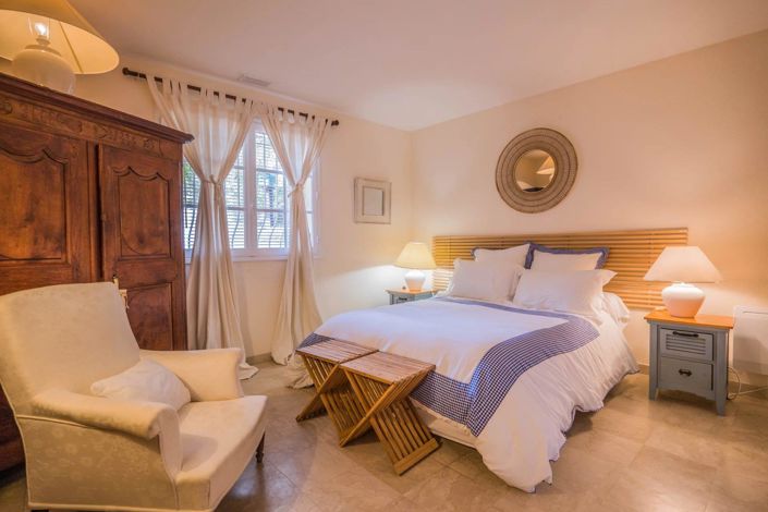 Image No.9-5 Bed House for sale