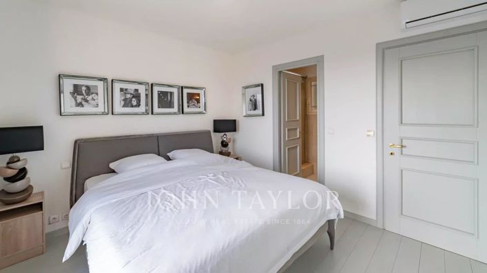 Image No.16-3 Bed House for sale