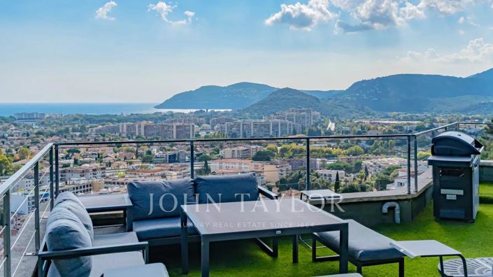 Image No.19-3 Bed House for sale