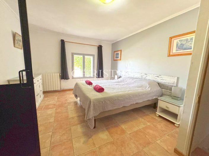 Image No.21-21 Bed House for sale