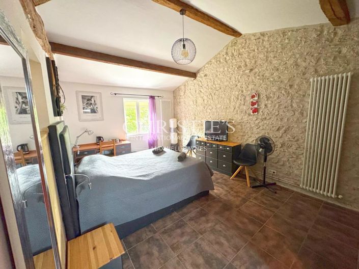 Image No.24-21 Bed House for sale