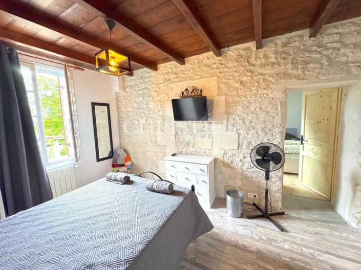 Image No.26-21 Bed House for sale