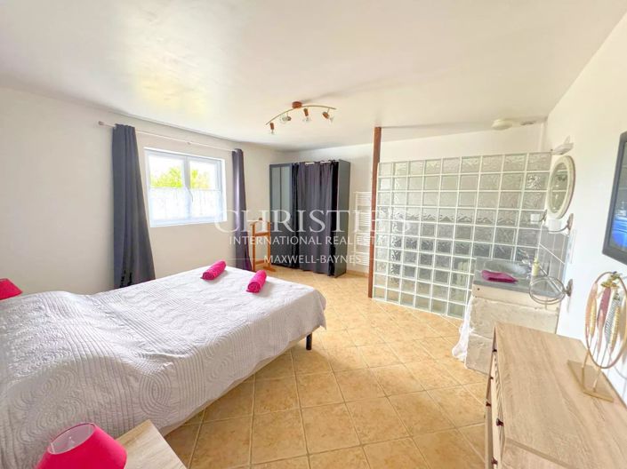 Image No.29-21 Bed House for sale