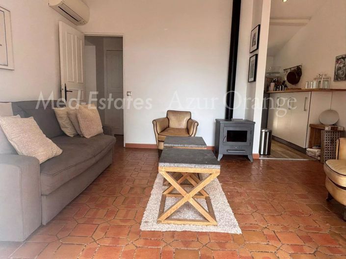 Image No.4-2 Bed House for sale