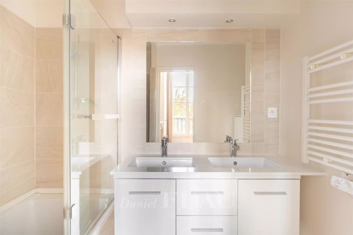 Image No.15-4 Bed Apartment for sale