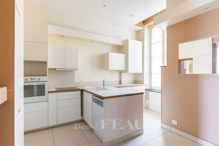 Image No.18-4 Bed Apartment for sale