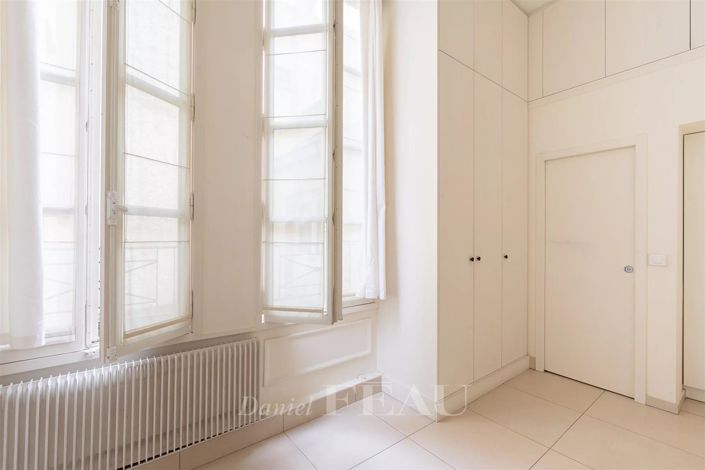 Image No.20-4 Bed Apartment for sale