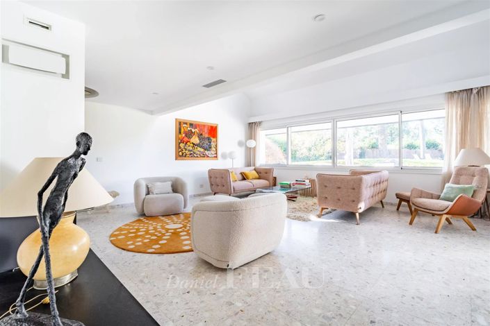 Image No.8-Maison de 5 chambres à vendre à Jouy-en-Josas