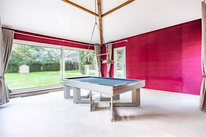 Image No.12-6 Bed House for sale