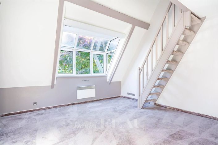 Image No.15-6 Bed House for sale