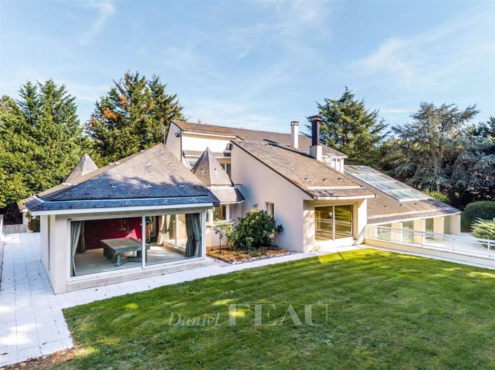 Image No.4-6 Bed House for sale