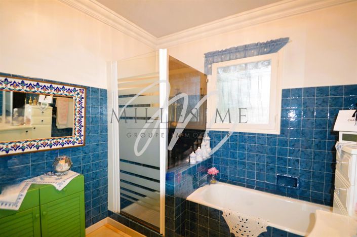 Image No.10-4 Bed House for sale