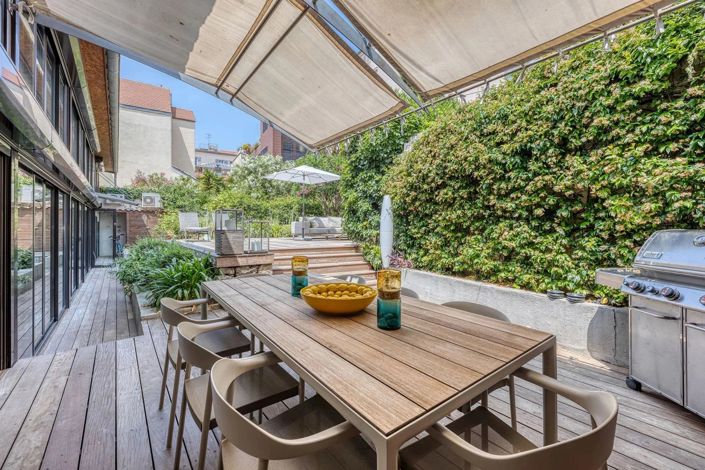 Image No.2-4 Bed House for sale