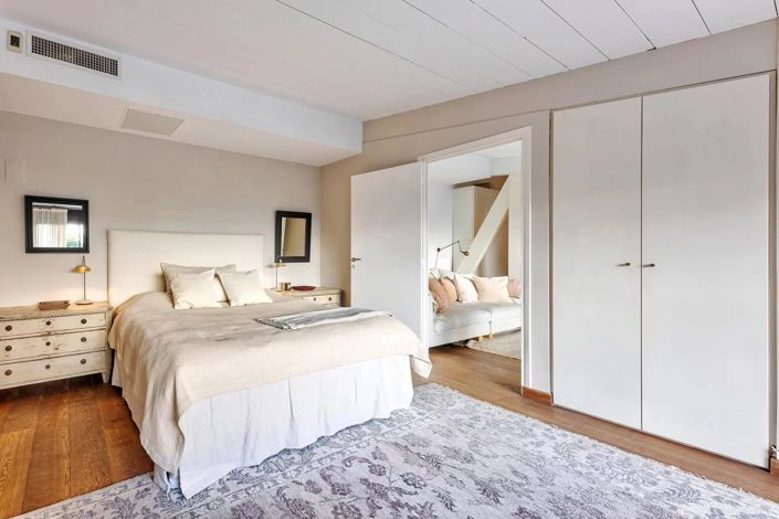 Image No.4-4 Bed House for sale